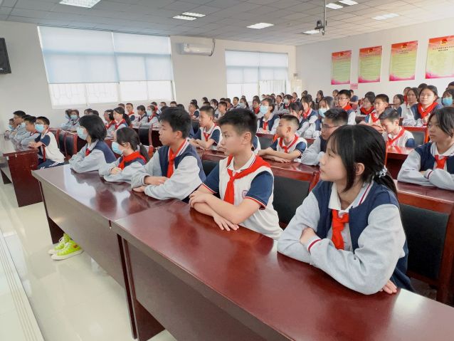 三鄉(xiāng)鎮(zhèn)開展“上好開學第一課，師生共筑‘防毒墻’”活動圖片1.JPG